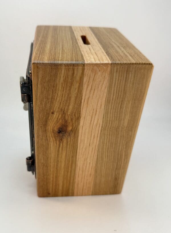 Hand crafted Red and White Oak box