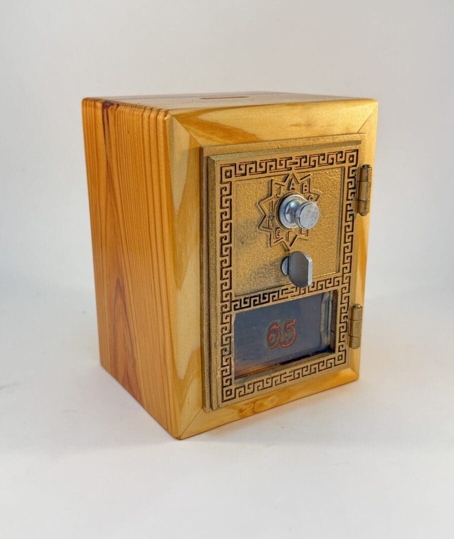 1958-Old Mailbox Door Bank