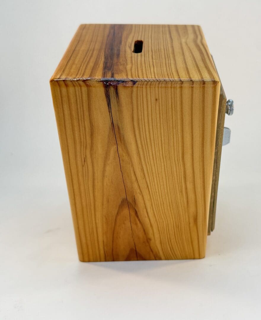 1958-Old Mailbox Door Bank