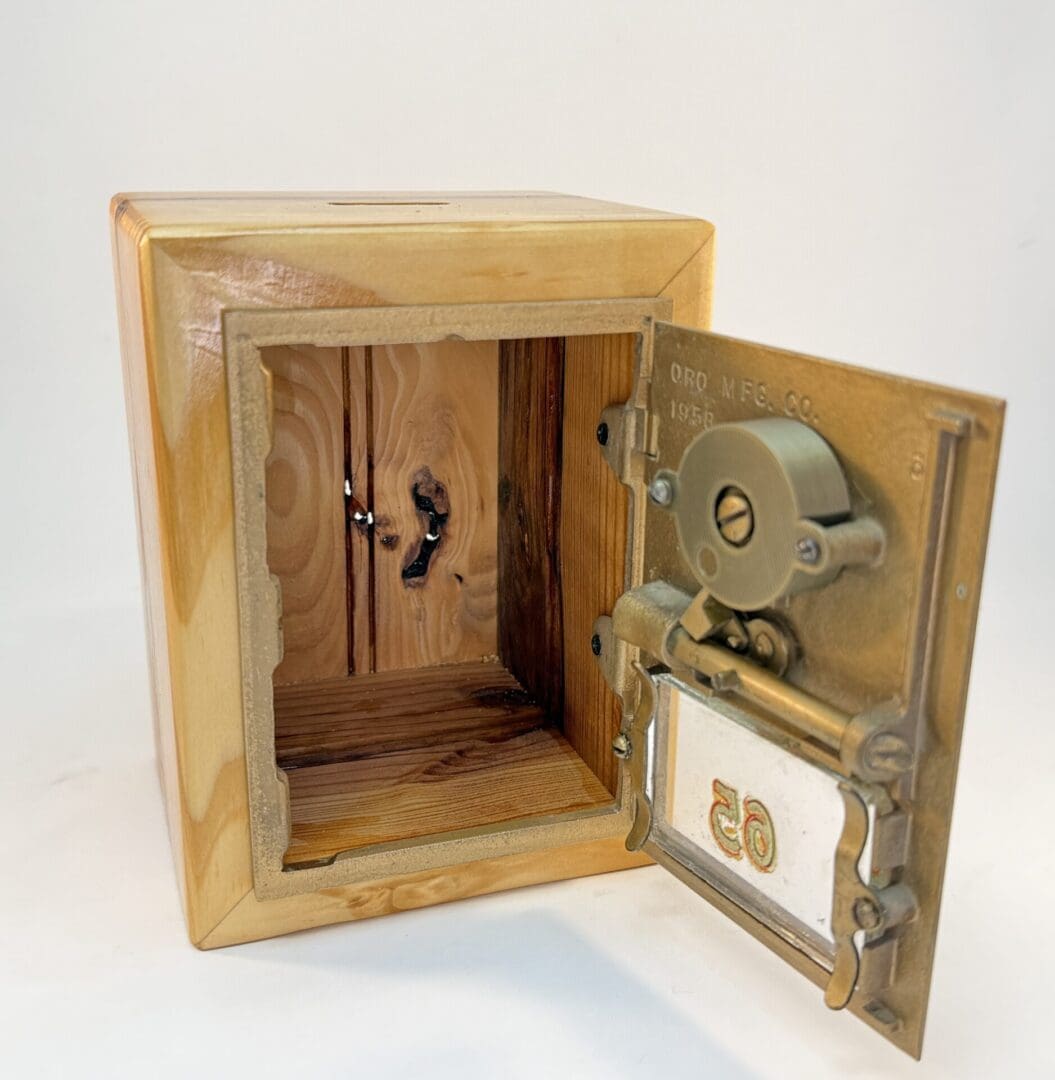 1958-Old Mailbox Door Bank