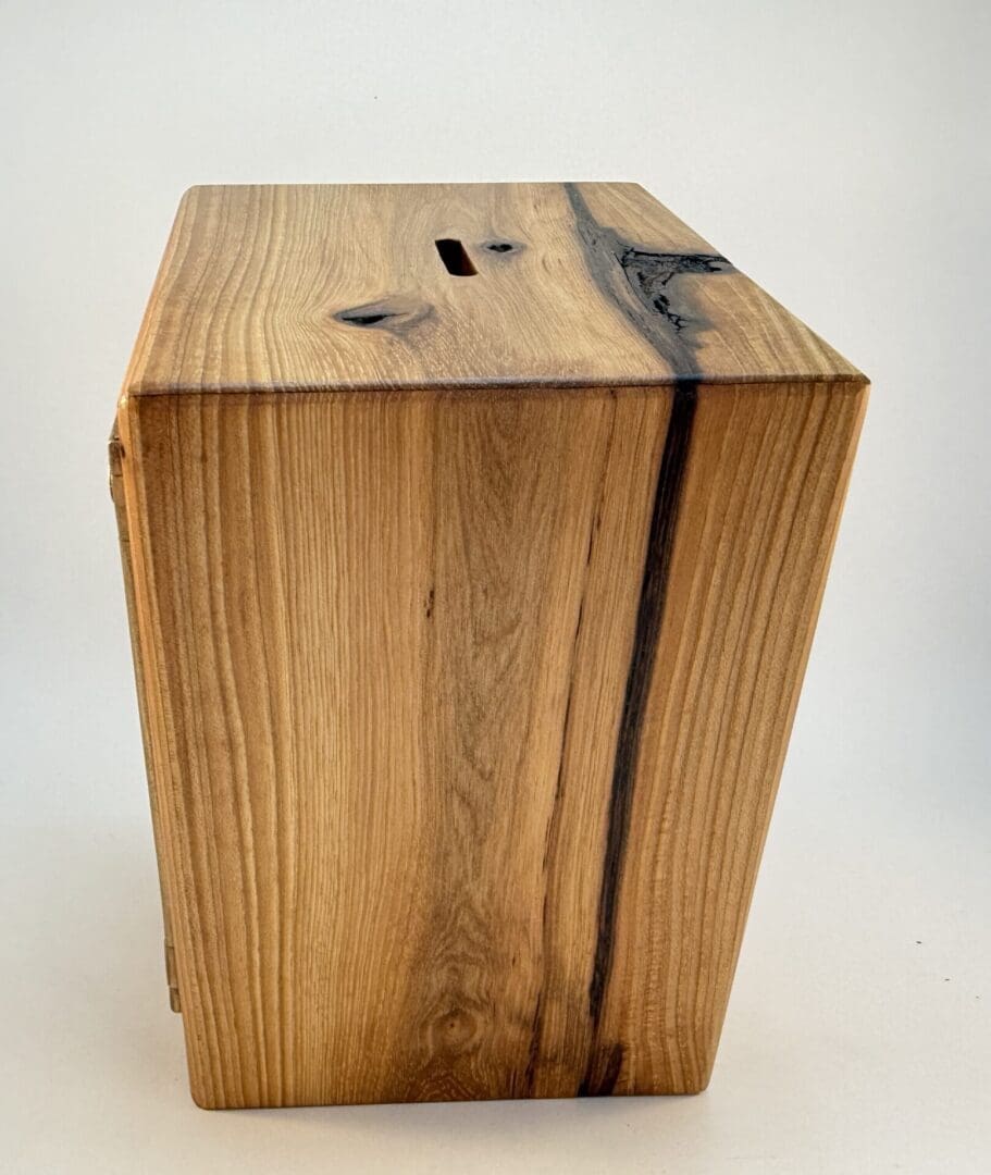 US Eagle Larger Mailbox Door Bank