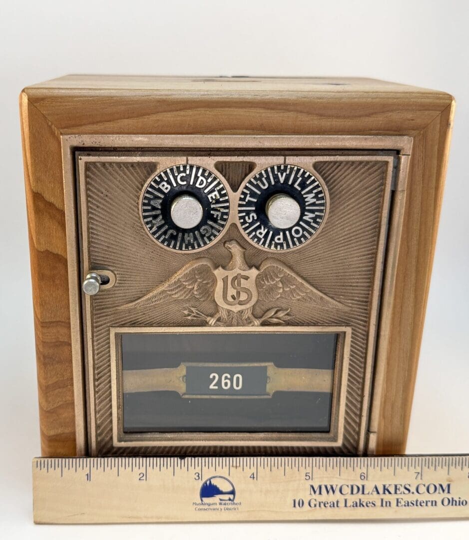 US Eagle Larger Mailbox Door Bank