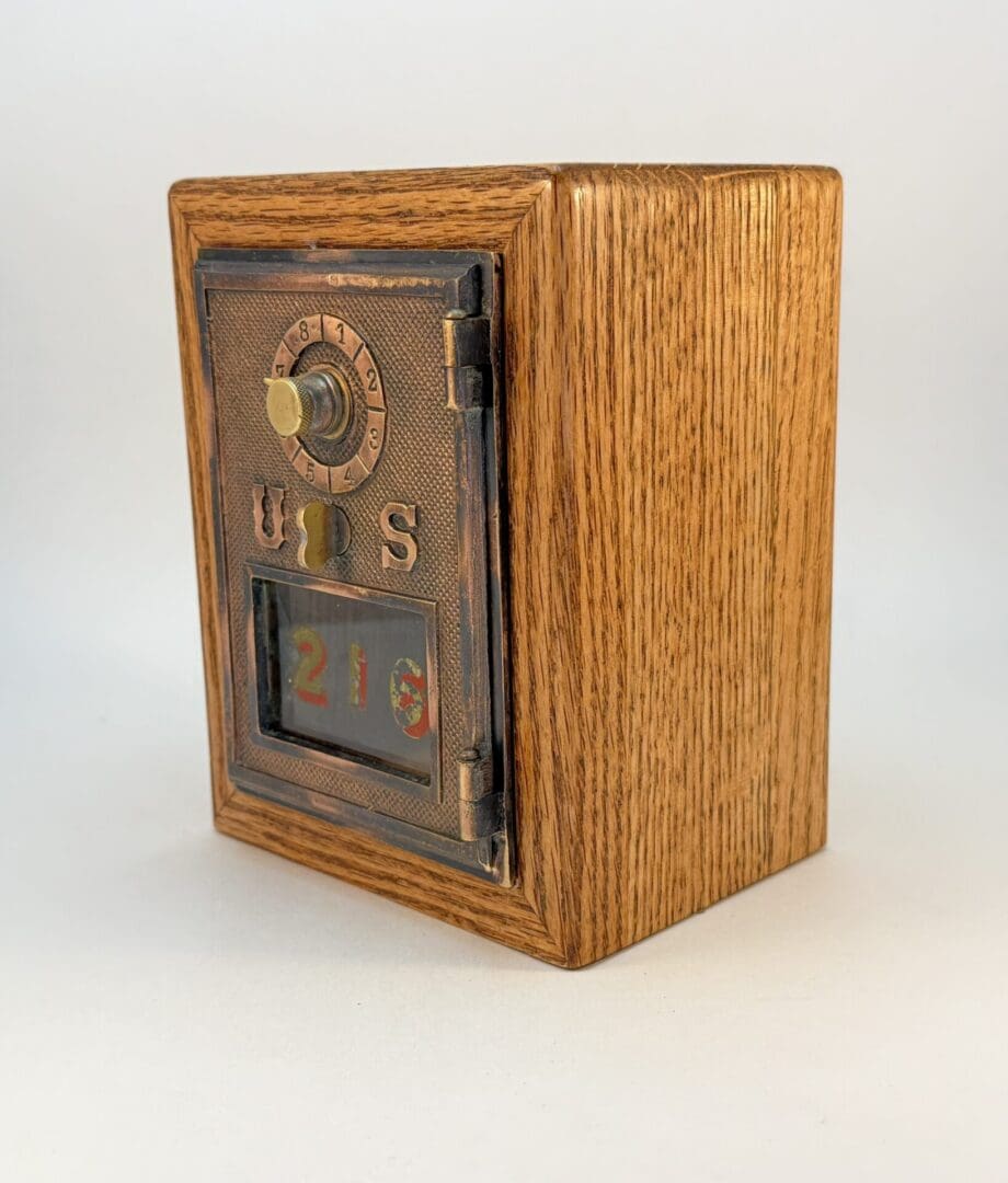 1906 Mailbox Door Bank
